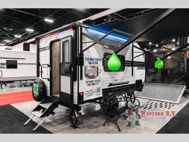 2026 Sunset Park RV Sun Lite 16BH - Photo 3