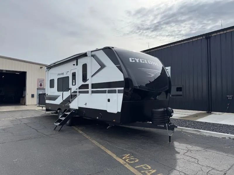 2026 Heartland Cyclone 2214 - Photo 3