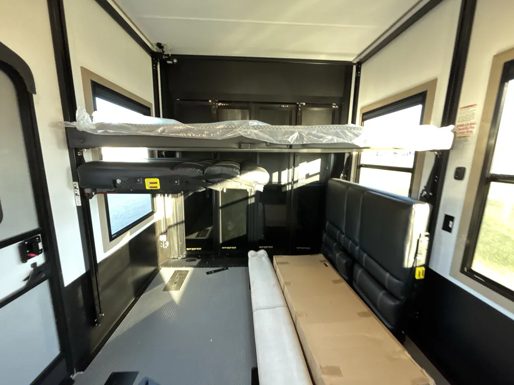 2026 Keystone Raptor 415, Photos photo 26