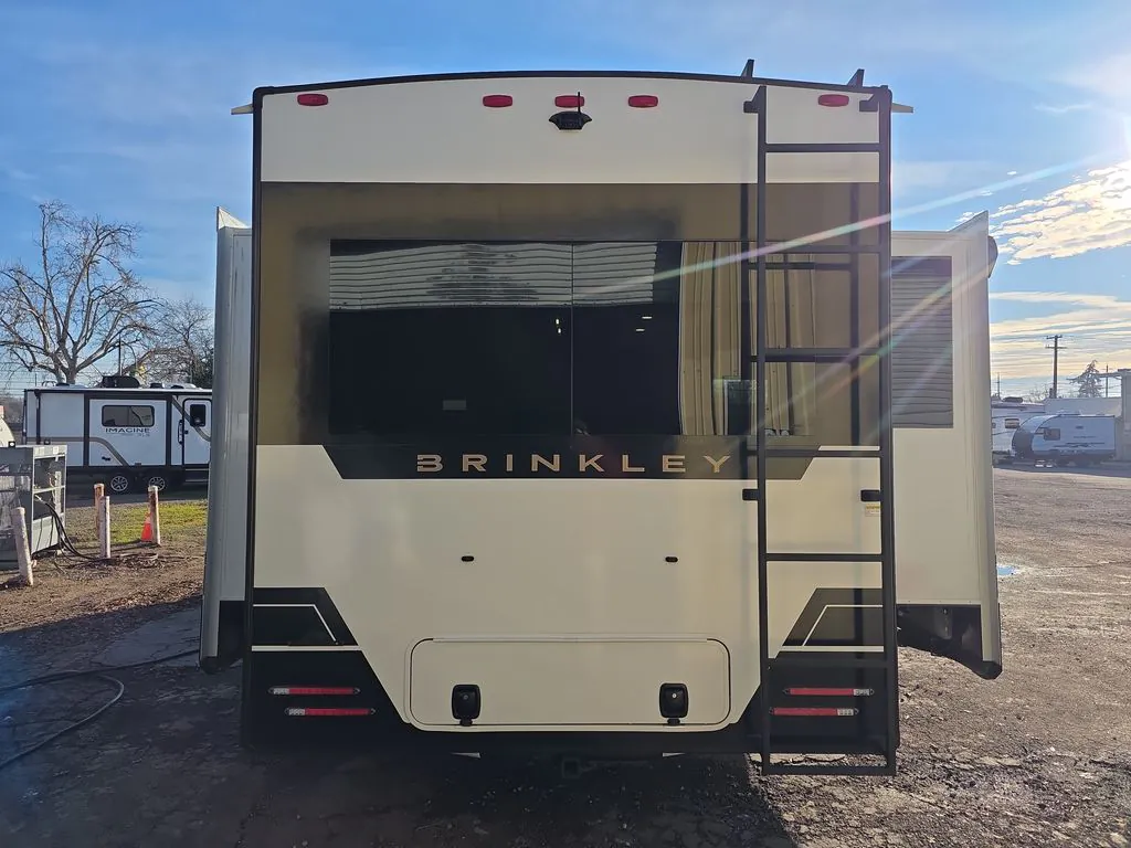 2026 Brinkley Model Z Air 297, Photos photo 4