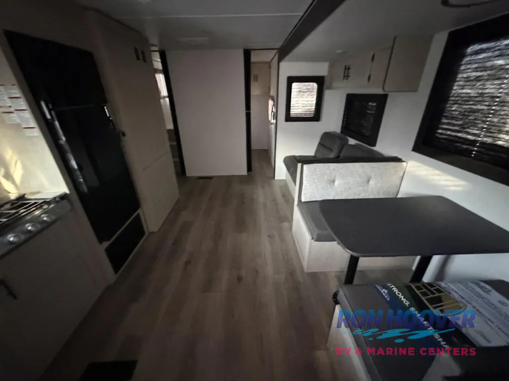 2026 Shasta RVs i-5 Edition 533BH, Photos photo 18