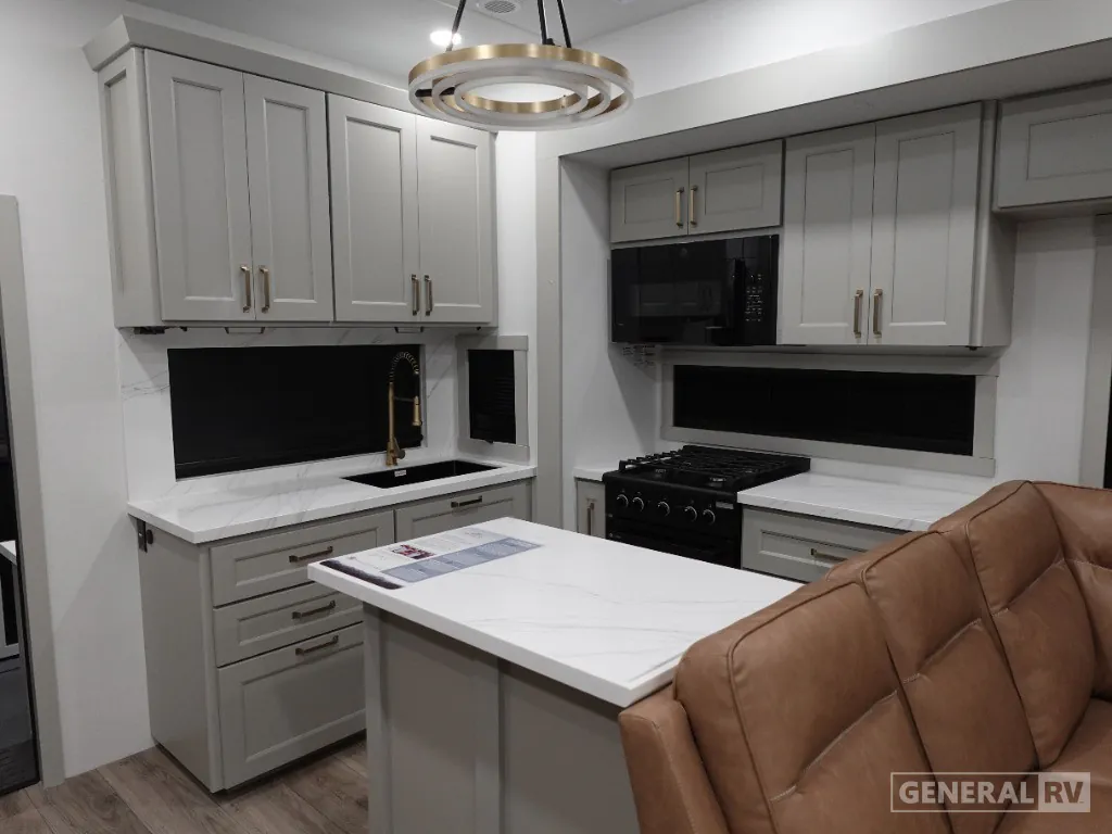 2025 Brinkley Model G 3250, Photos photo 27