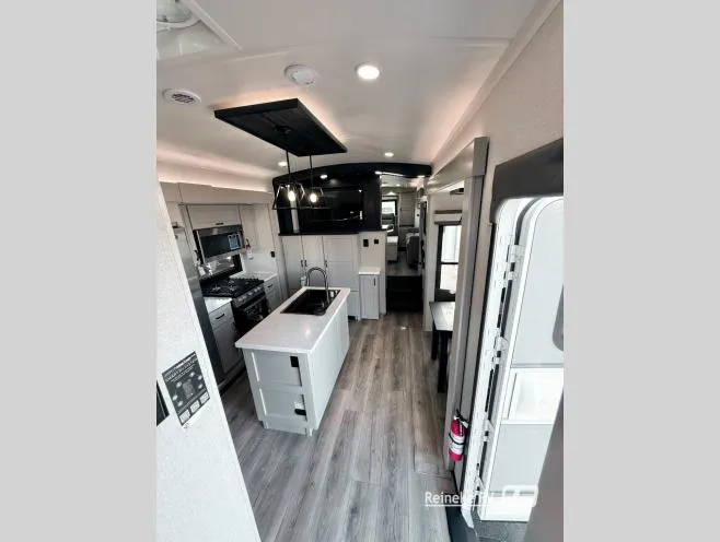 2026 Jayco North Point 382FLRB - Photo 3