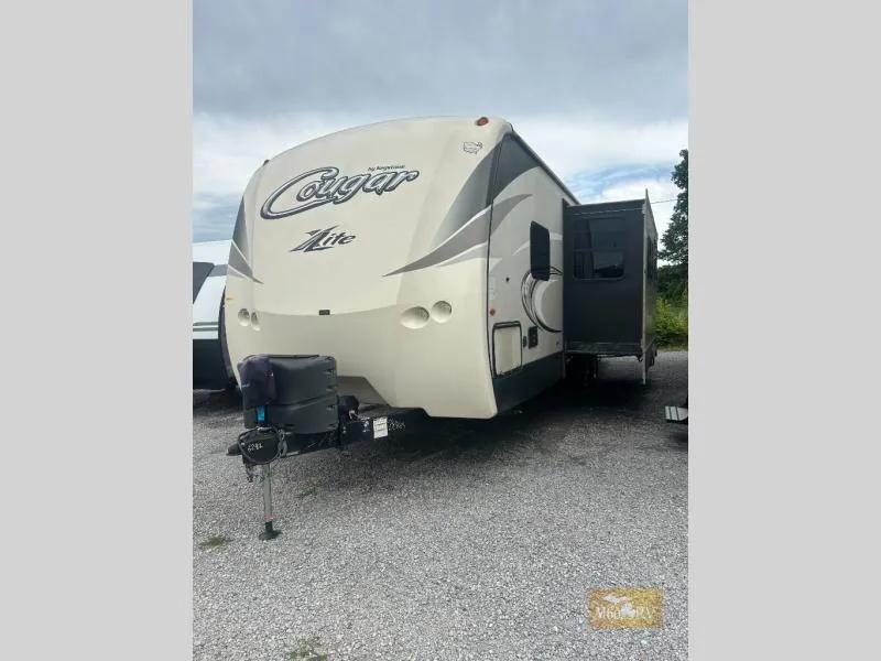 2017 Keystone RV Cougar X-Lite 28RBS - Main photo
