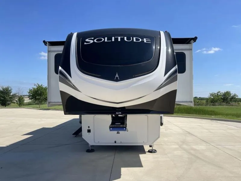 2024 Grand Design Solitude 380FL - Photo 4