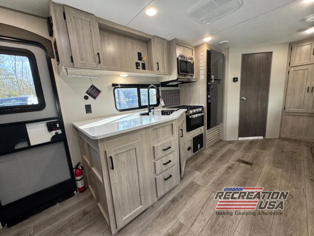 2026 Coachmen Catalina Legacy Edition 243RBS, Photos photo 11