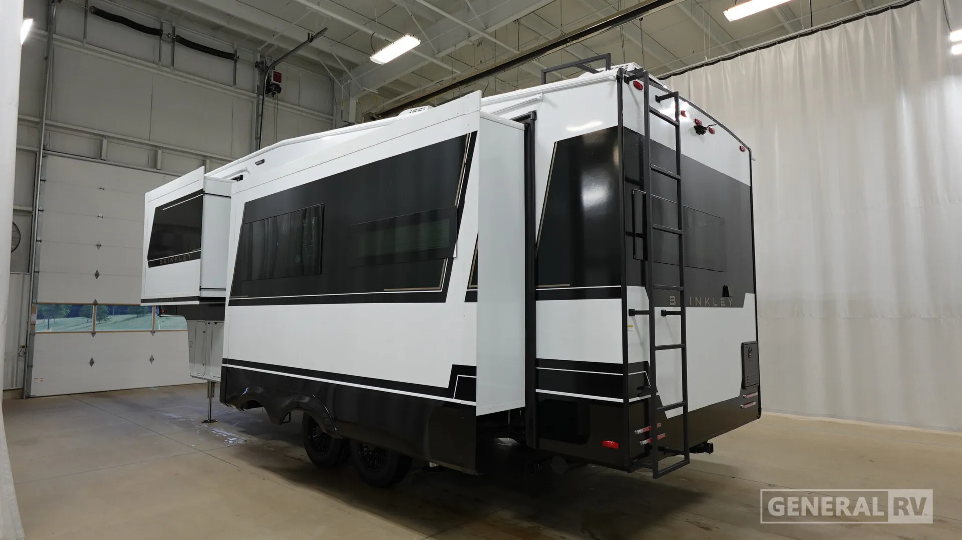 2027 Brinkley Model Z 2680 - Photo 4
