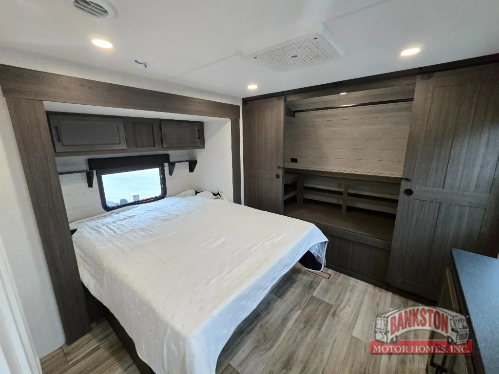 2026 Venture RV Stratus SR302VBH, Photos photo 28
