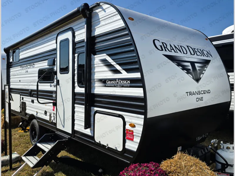 2027 Grand Design Transcend One 161BH - Photo 2