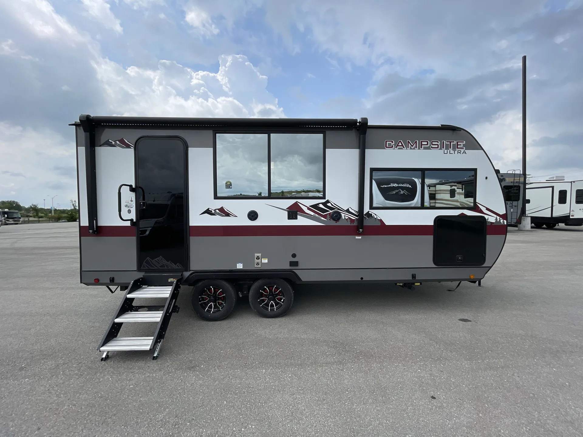 2025 Forest River Campsite Ultra 19KB — campside