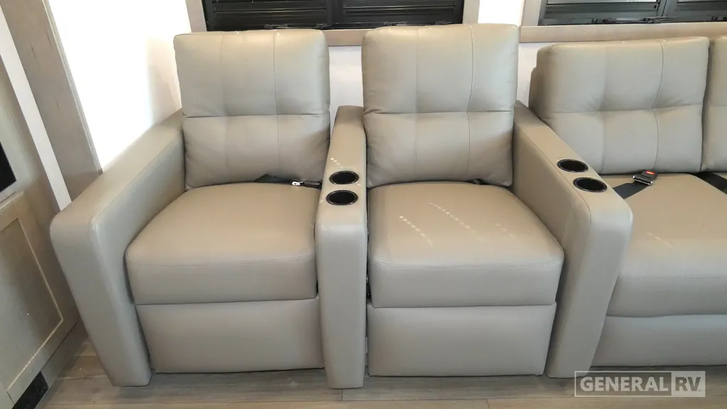 2027 Entegra Coach Vision XL 36C, Photos photo 18