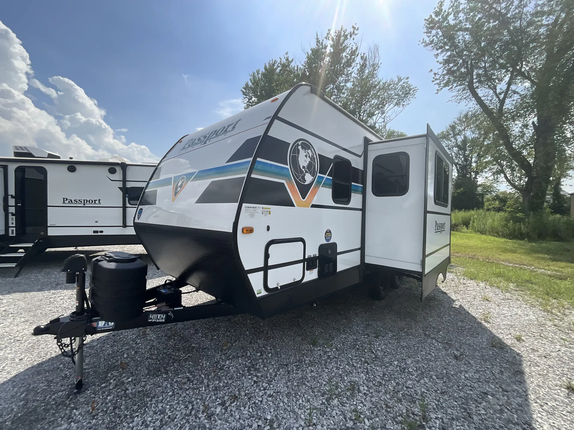 2025 Keystone Passport Classic 184RB - Photo 4
