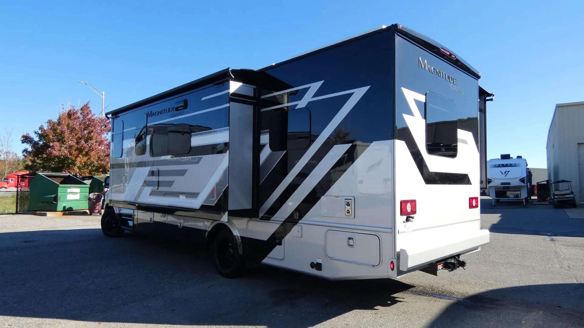 2026 Thor Motor Coach Magnitude Grand X32 - Photo 4