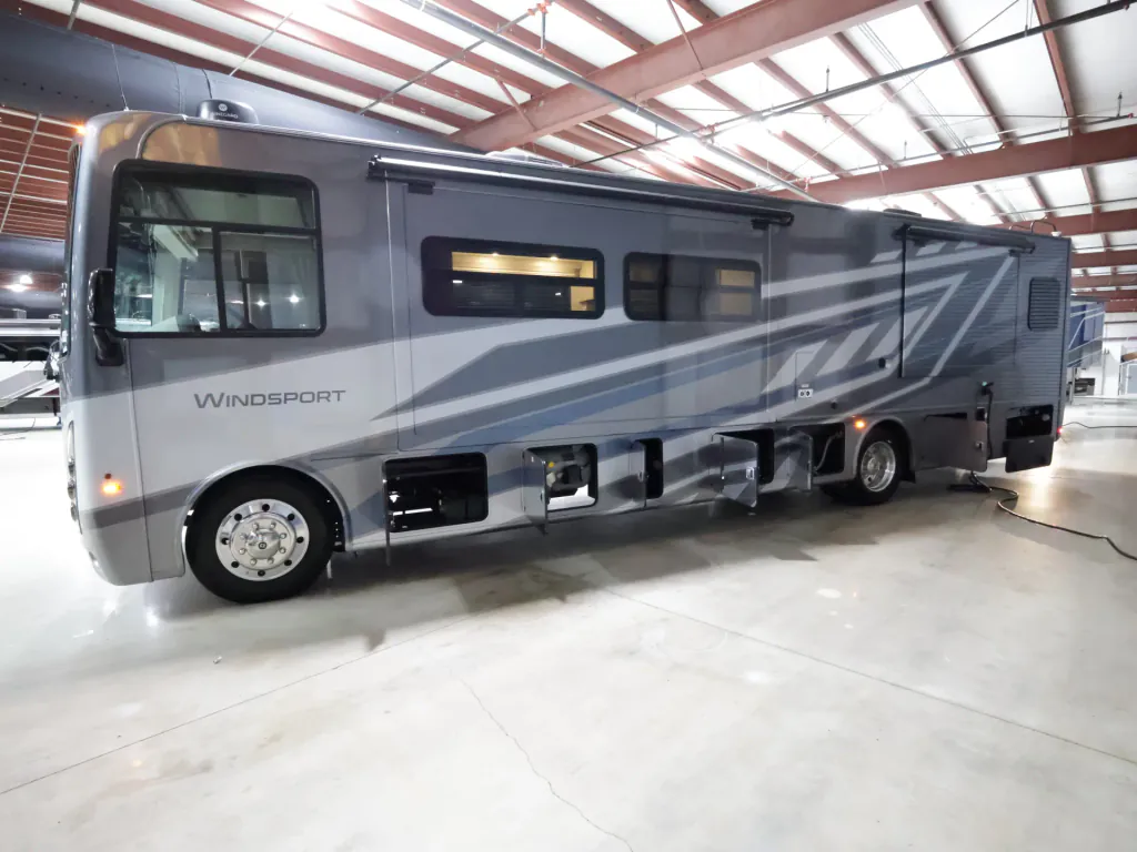 2027 Thor Motor Coach Windsport 36H, Photos photo 34