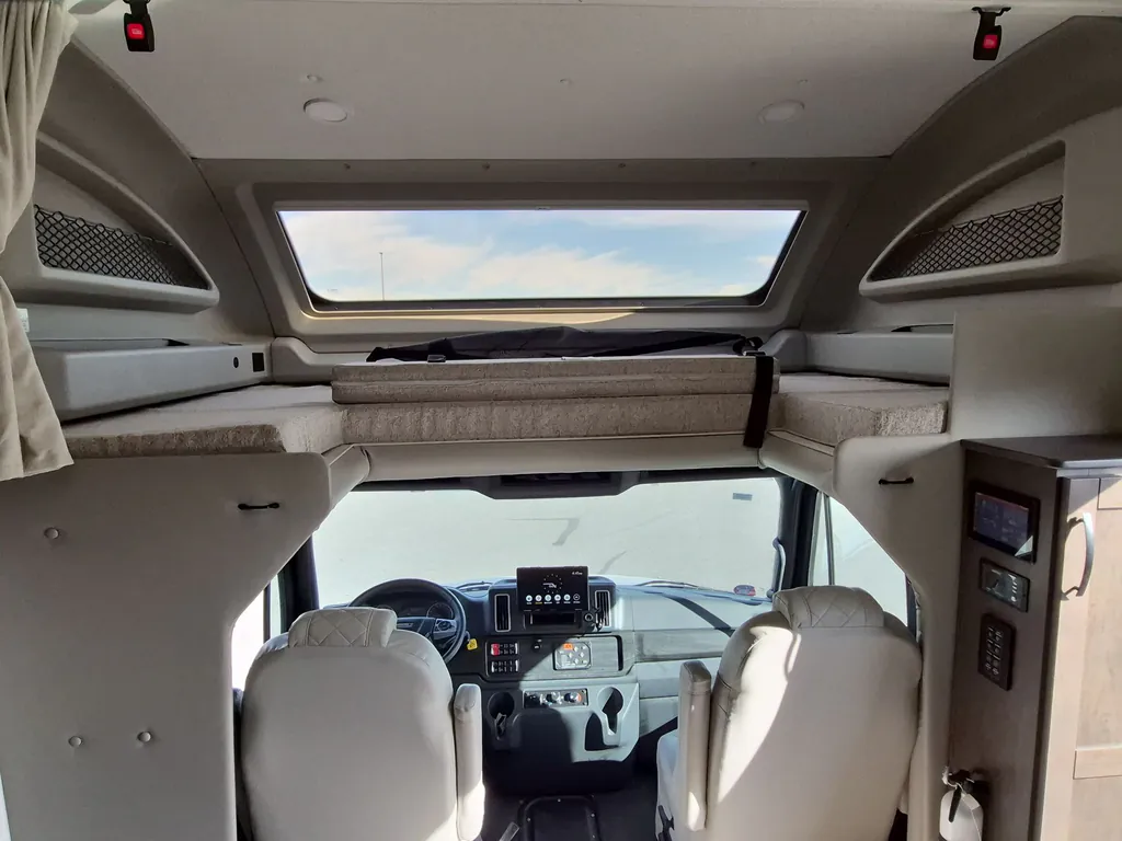 2027 Entegra Coach Accolade 37K, Photos photo 18