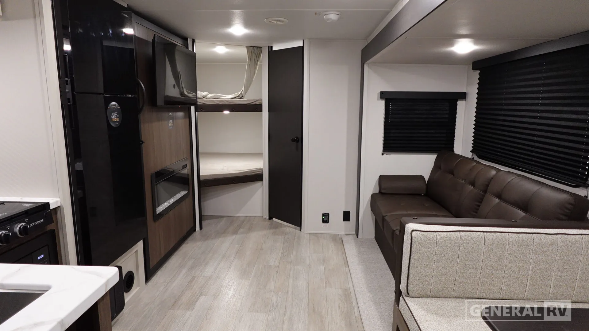 2027 Prime Time RV Avenger 26DBS - Photo 3