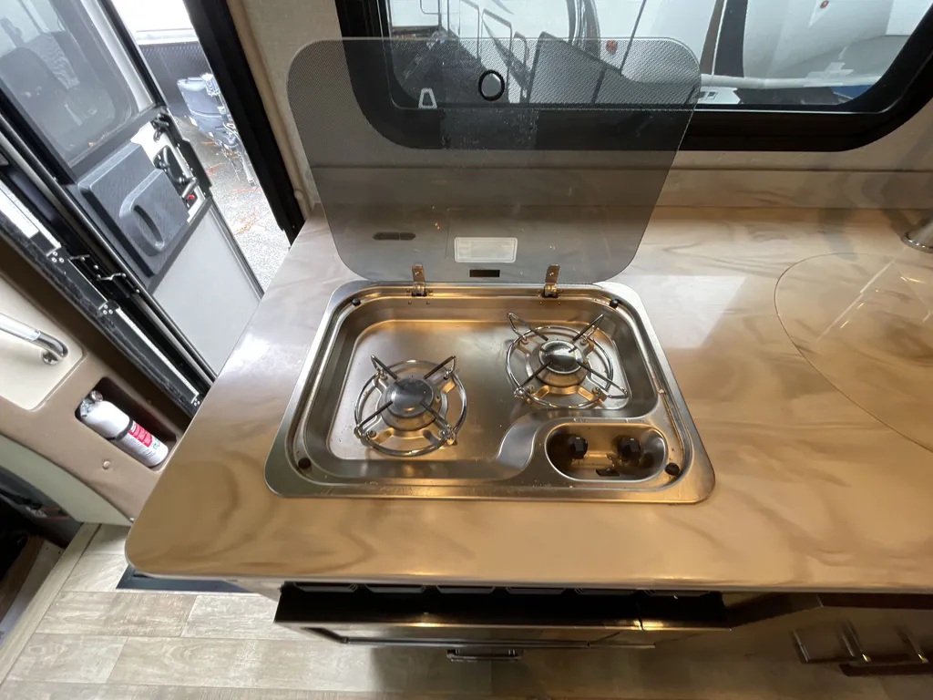 2019 Tiffin Wayfarer 24 FW, Photos photo 8