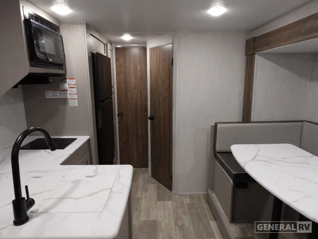 2025 Coachmen Clipper 22BHSR - Photo 3