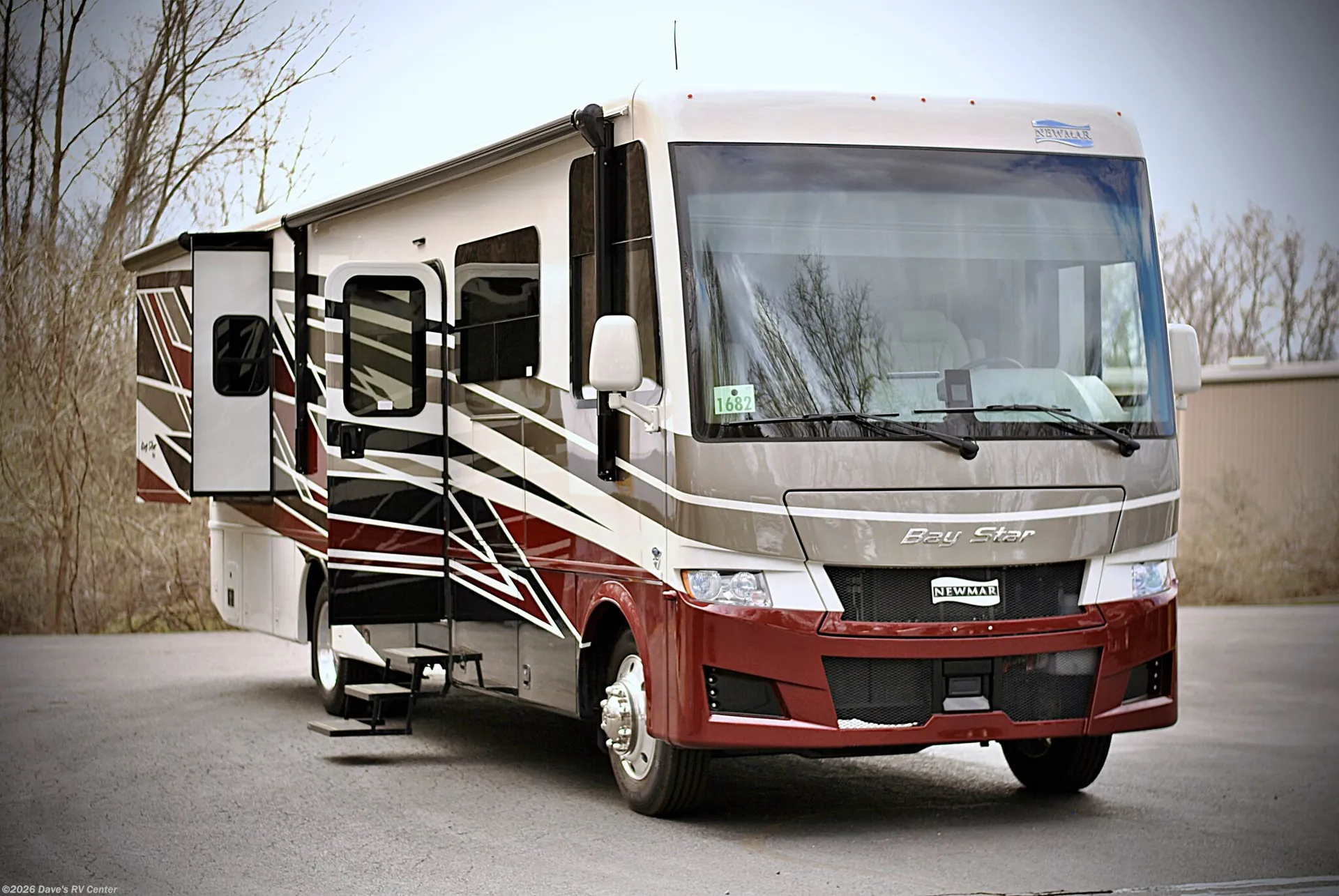 2027 Newmar Bay Star 3640 - Photo 3
