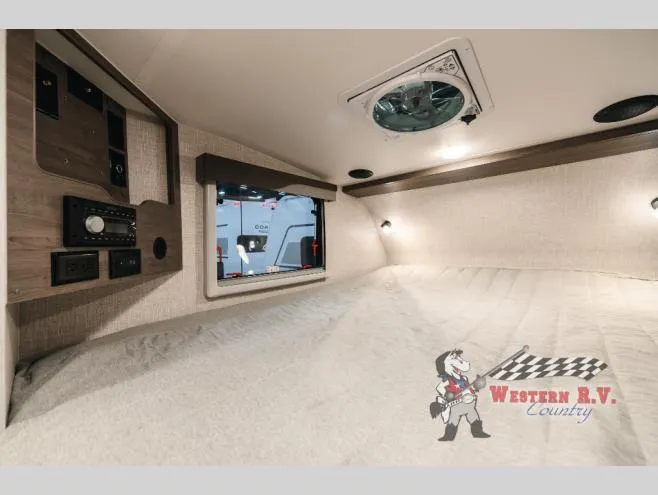 2026 Lance Lance Truck Campers New    650 - Photo 2