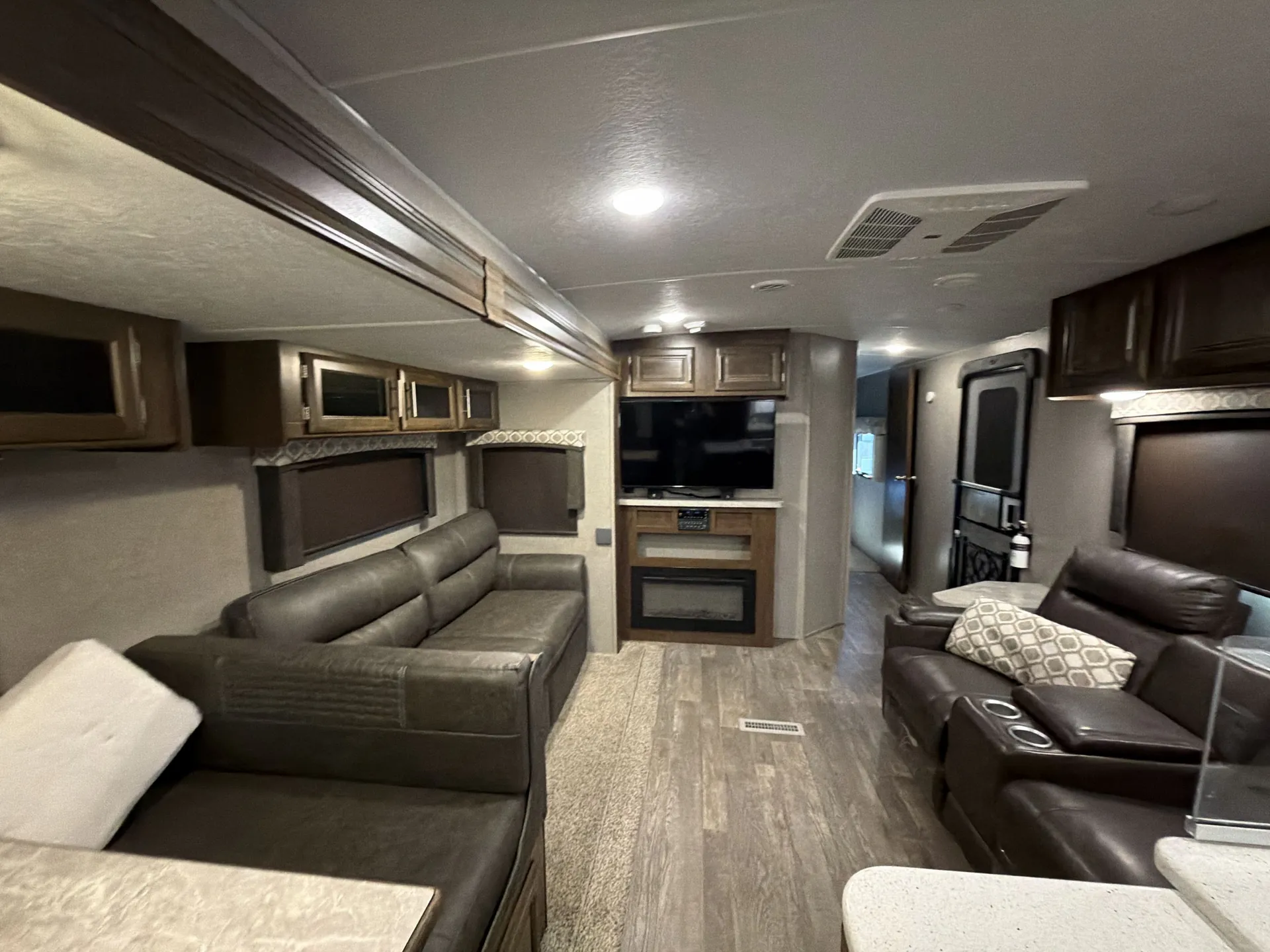 2020 Forest River Flagstaff Super Lite 29RKSW — living area main