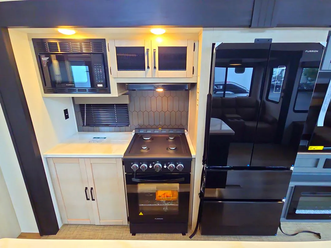2027 Forest River Puma Vista 402LFT — Photo 7