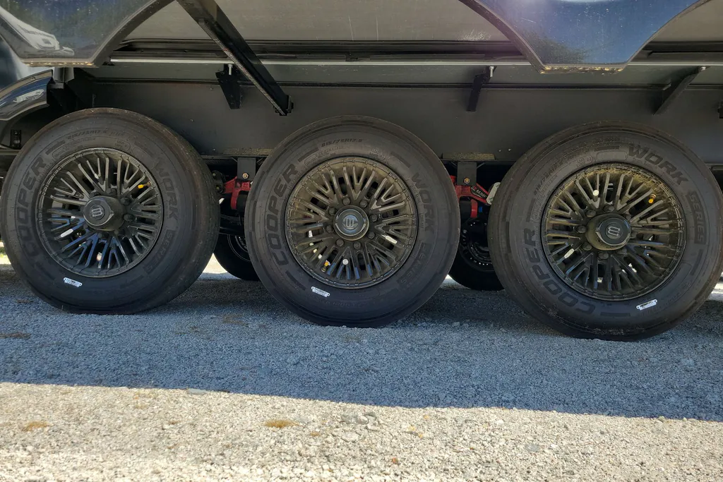 2025 Brinkley Model G 3500, Photos photo 49