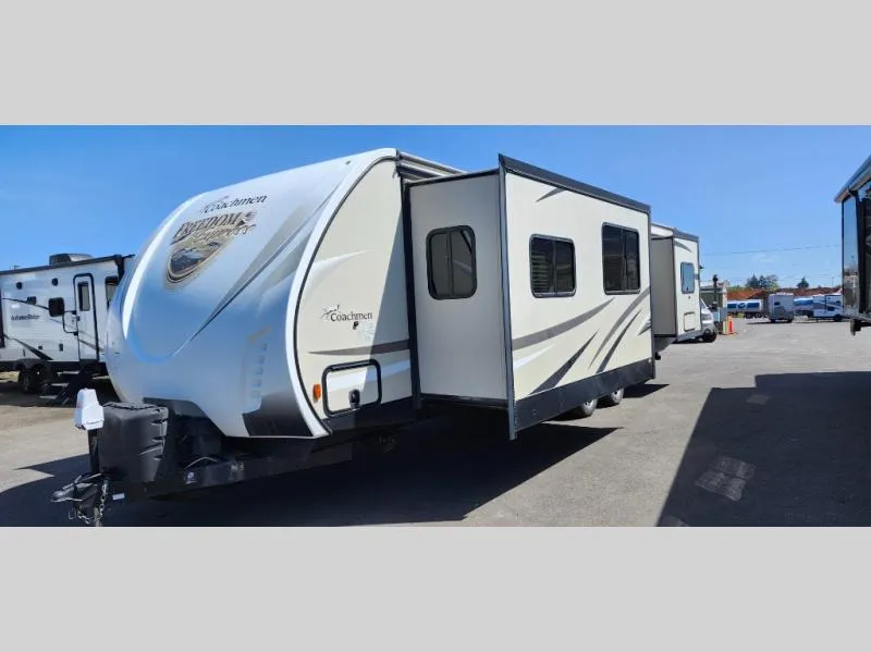 2017 Coachmen Freedom Express Maple Leaf Edition 321 FEDSLE - Photo 3