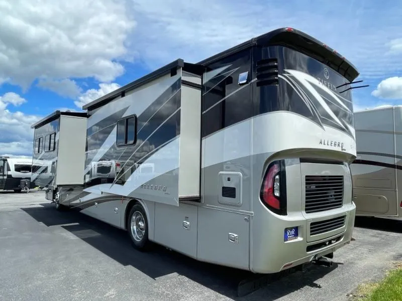 2021 Tiffin Allegro Red 37 PA - Photo 3