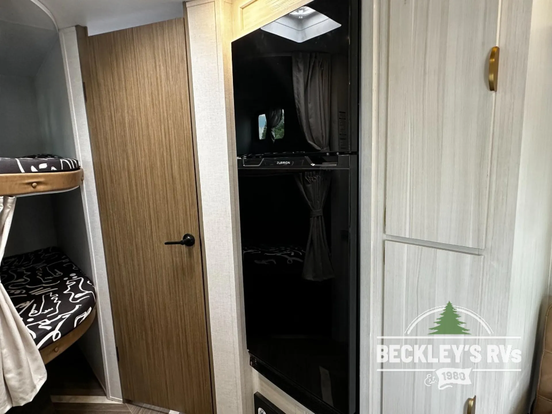 2026 Forest River Ozark 2400BHLE — Photo 6