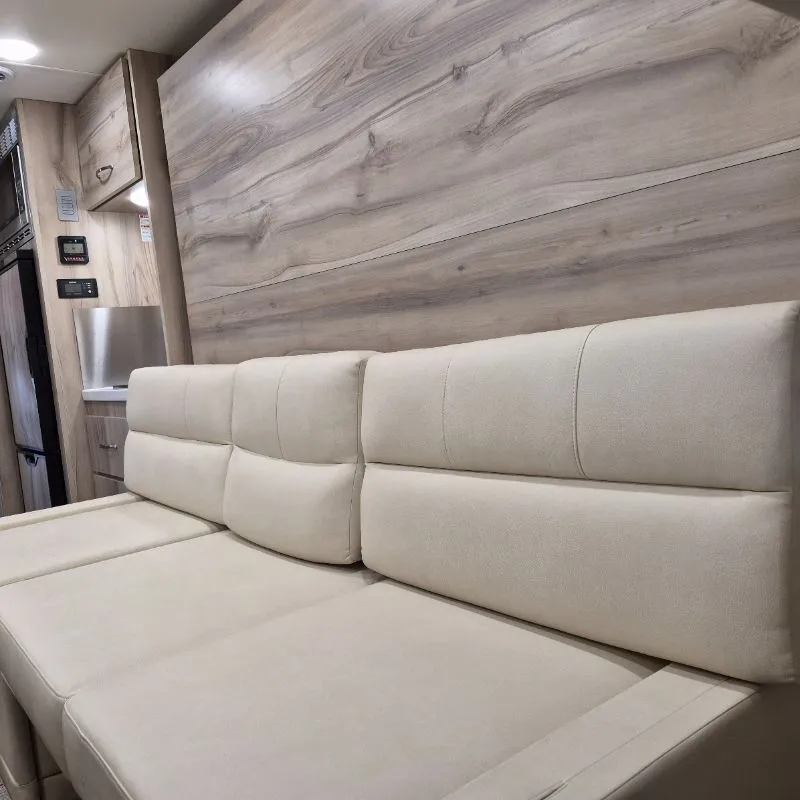 2025 Chinook RV Maverick EB, Photos photo 8