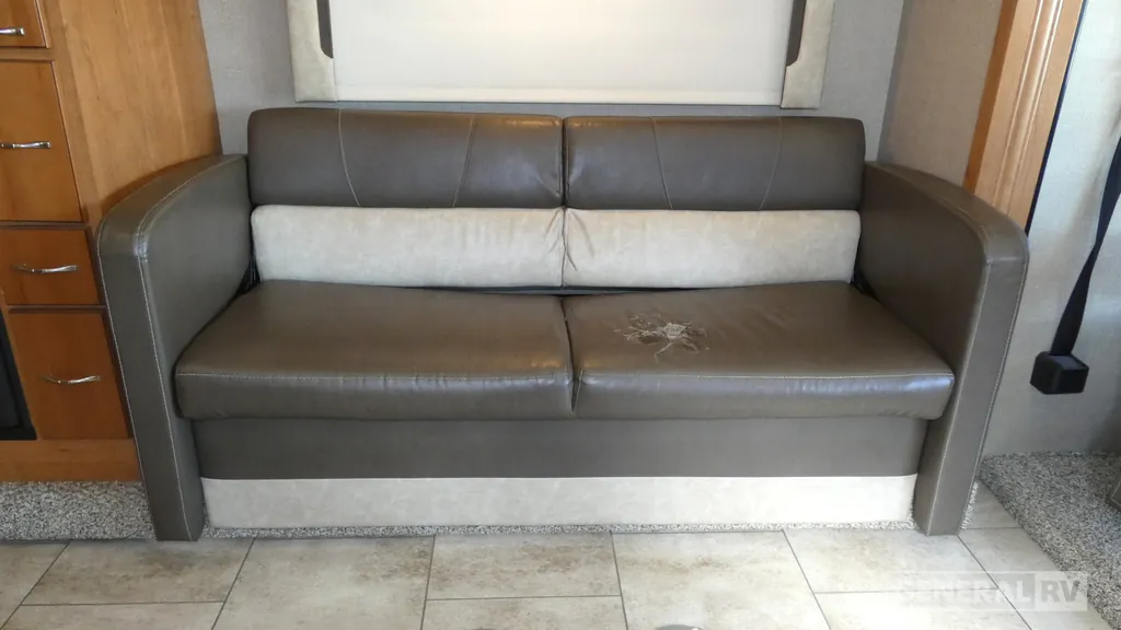2016 Fleetwood Flair 26D, Photos photo 19
