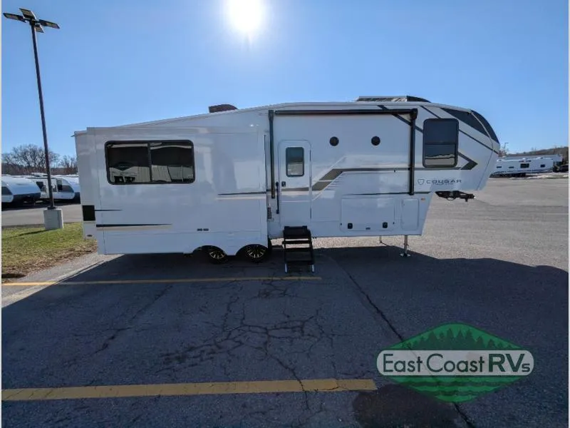 2026 Keystone RV Cougar Half-Ton 27SGS - Photo 3