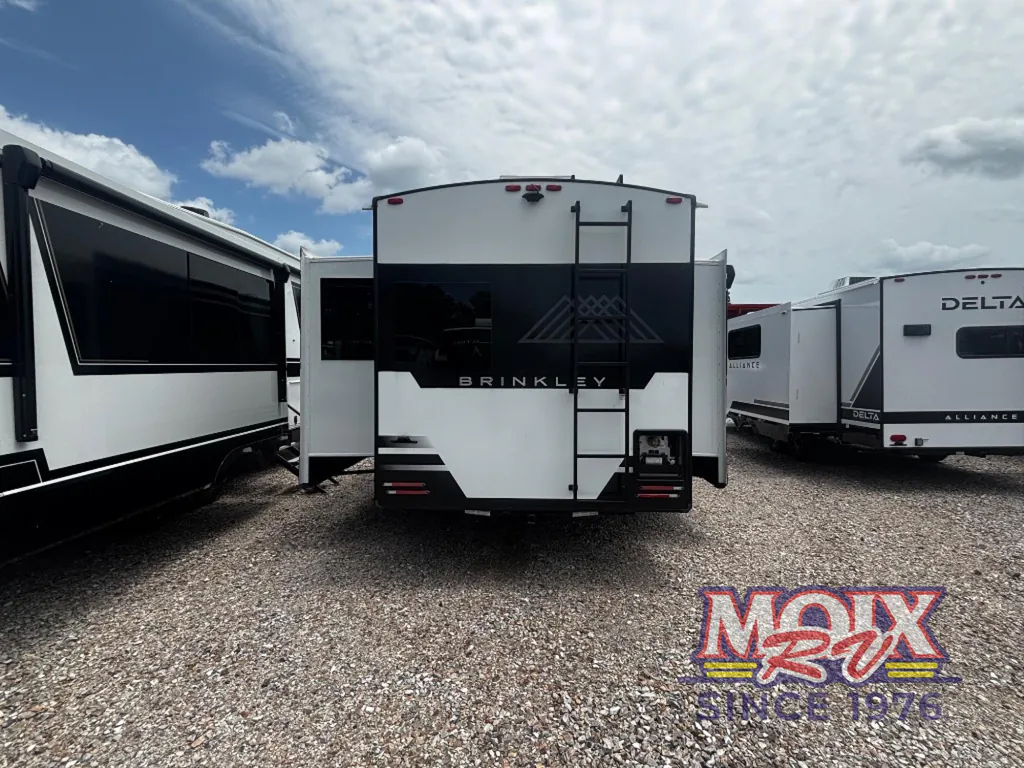 2025 Brinkley Model Z Air 285, Photos photo 5
