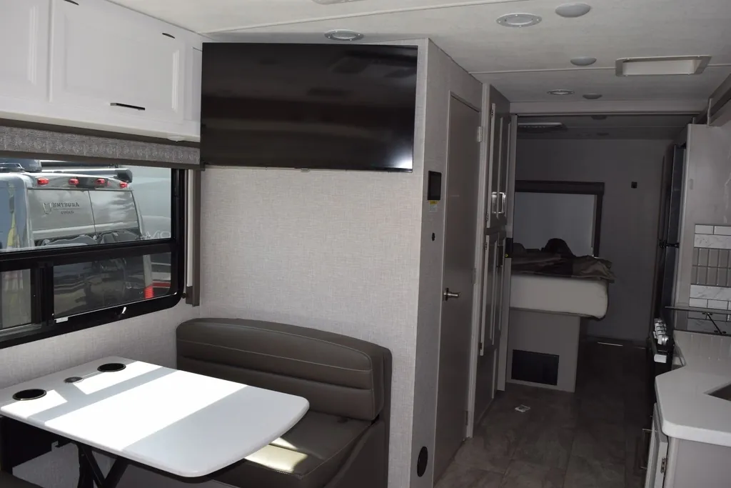 2025 Thor Motor Coach Windsport 29L, Photos photo 6