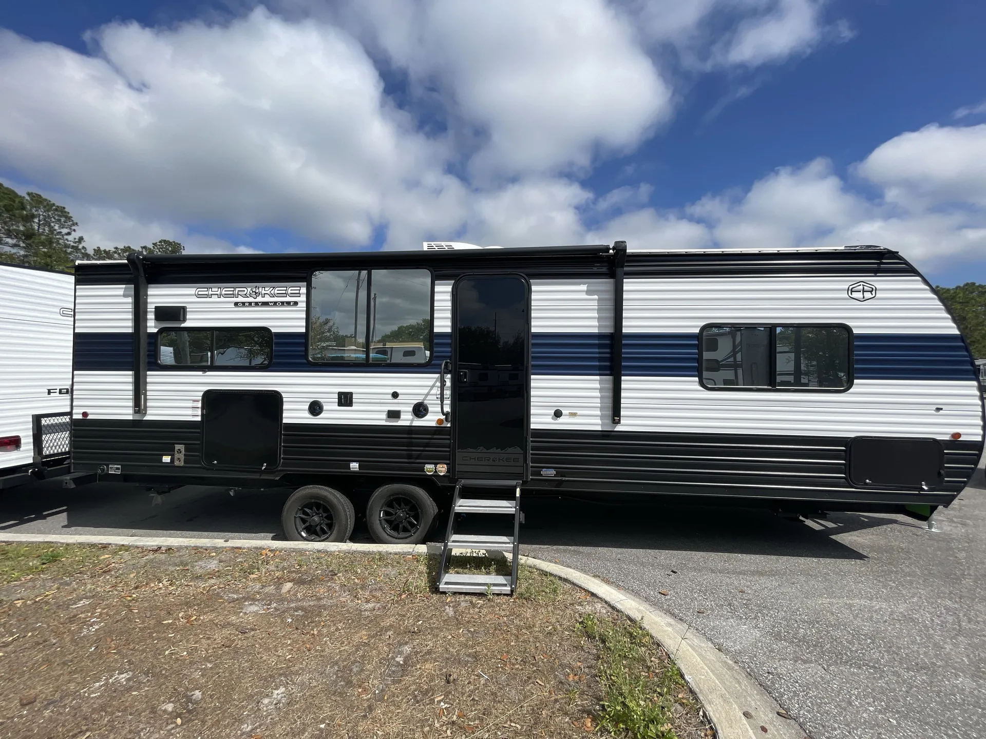2026 Forest River Cherokee Grey Wolf 26SS - Photo 2