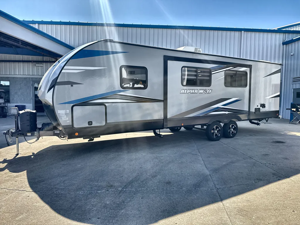2021 Forest River Cherokee Alpha Wolf 26RL-L, Photos photo 6