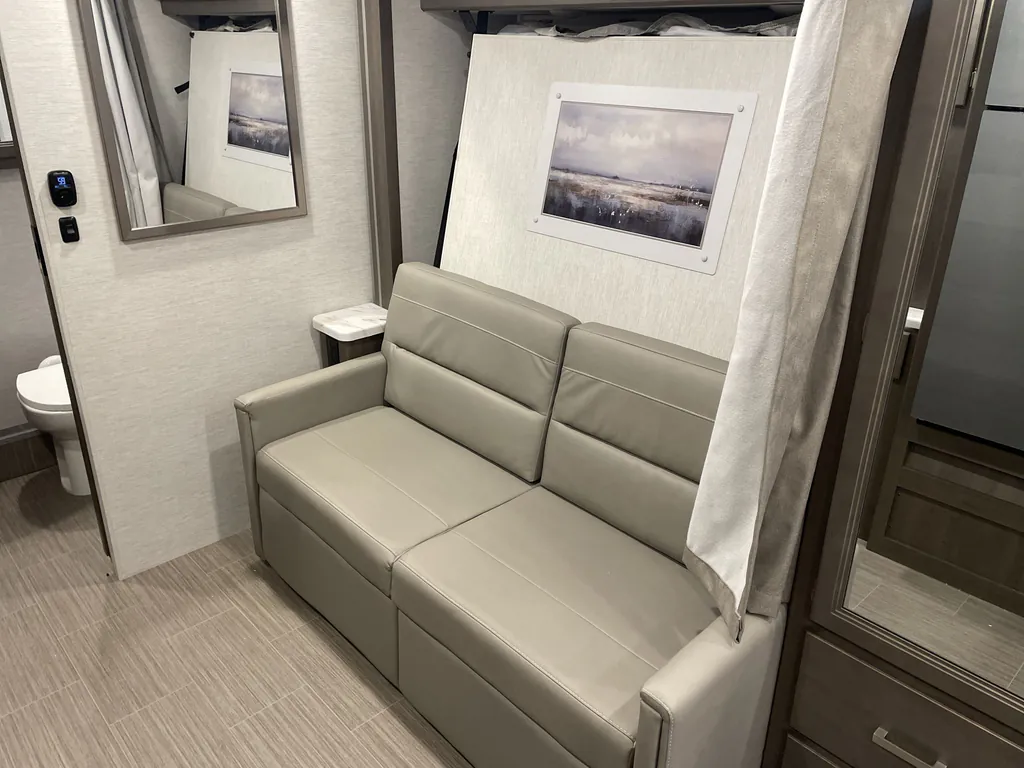 2025 Thor Motor Coach Freedom Elite 27HE, Photos photo 15
