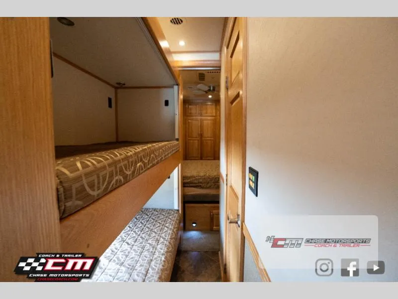 2016 ShowHauler Lonestar Used    600 HP - Photo 2