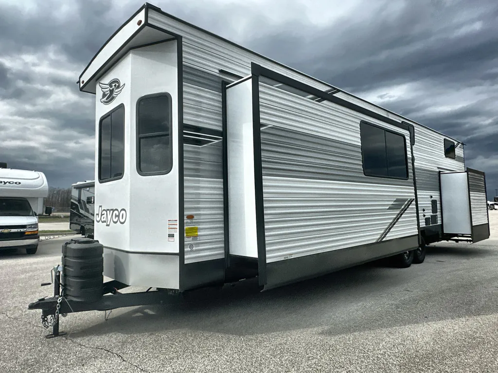 2026 Jayco Jay Flight Bungalow 404LOFT DS, Photos photo 4