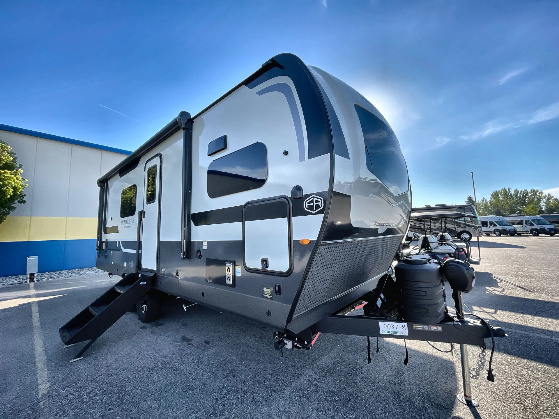 2027 Forest River Rockwood Mini Lite 2523MBR