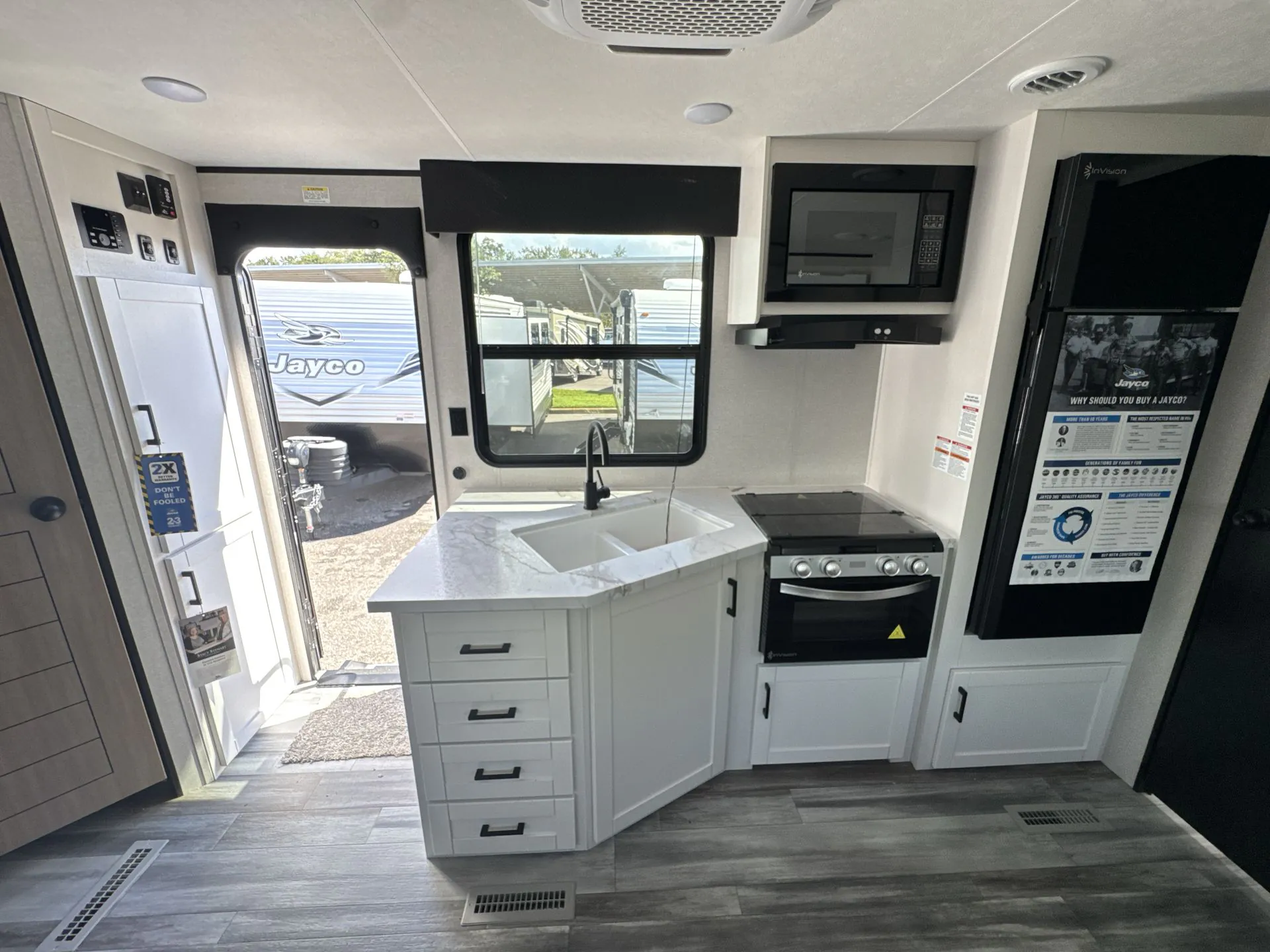 2026 Jayco Jay Flight SLX 265MWS - Photo 3