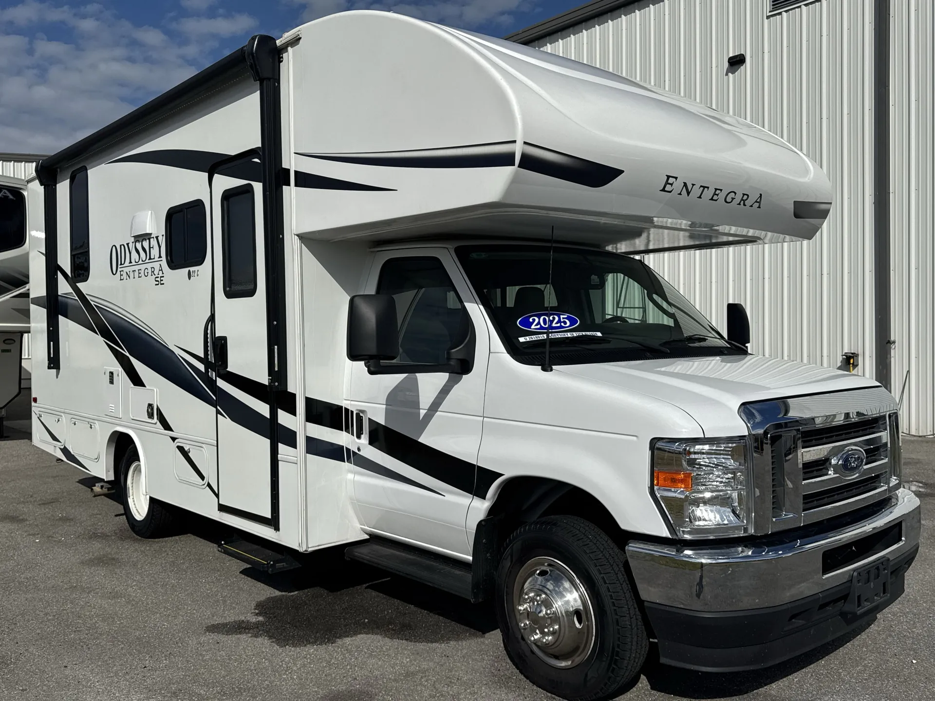 2025 Entegra Coach Odyssey SE 22CF - Photo 2