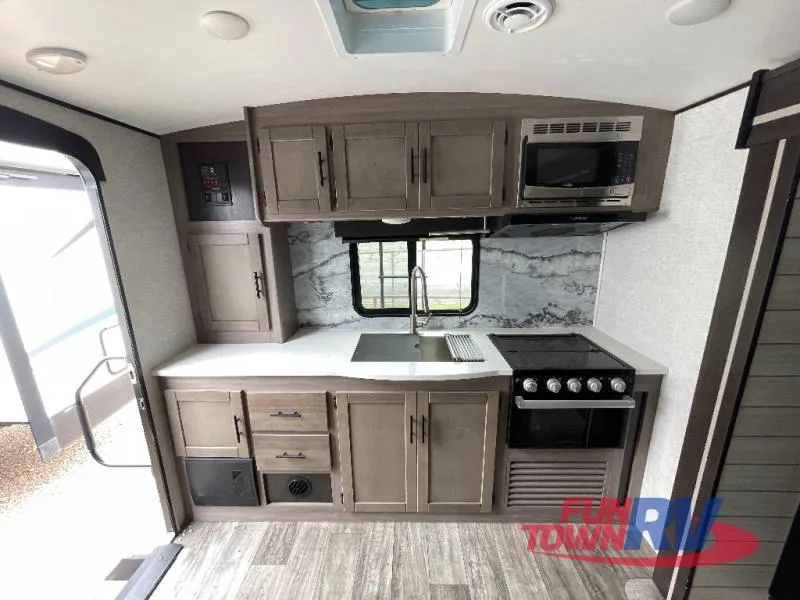 2023 CrossRoads RV Sunset Trail 256RK - Photo 4