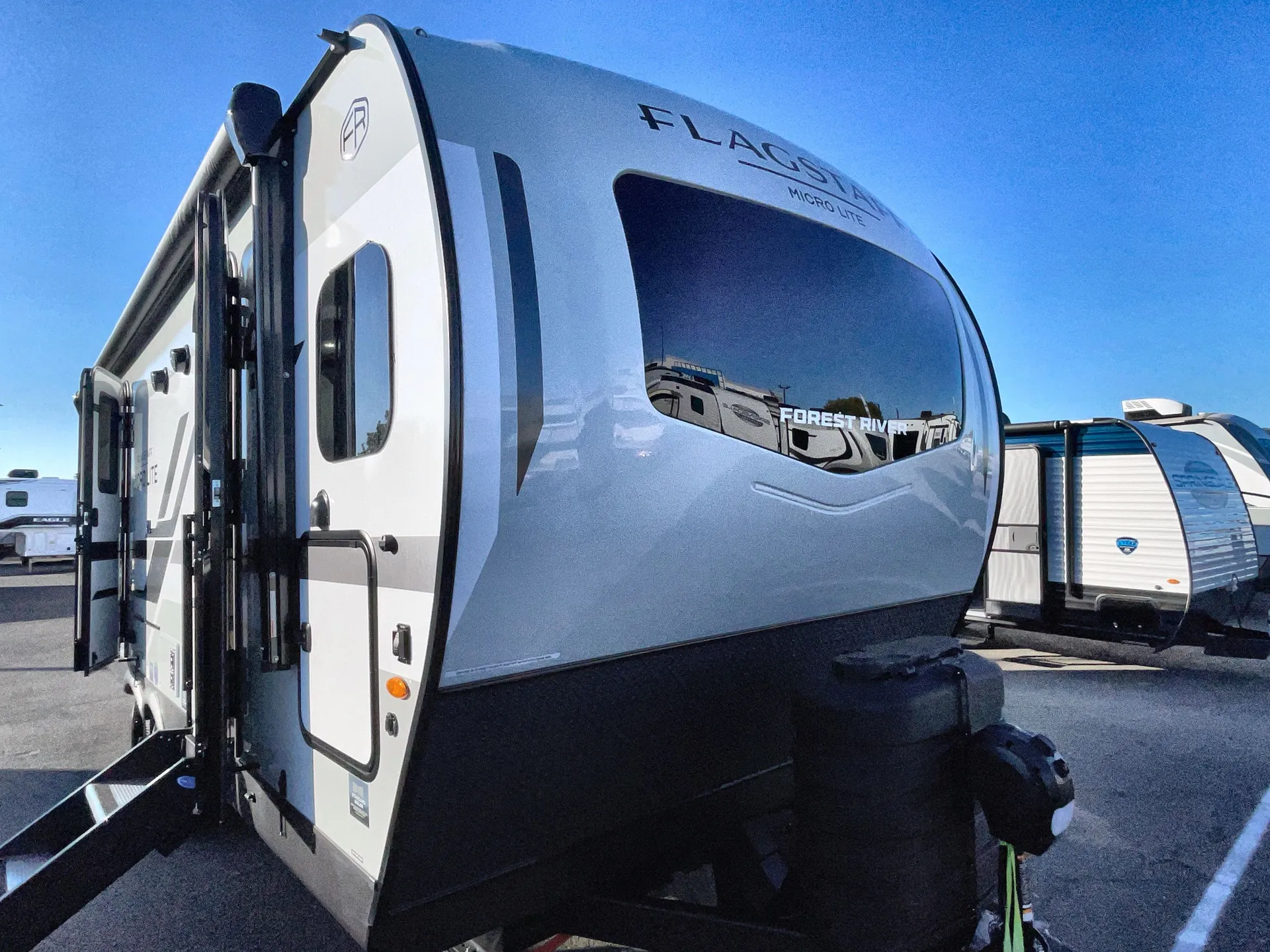 2026 Forest River Flagstaff Micro Lite 25FKB
