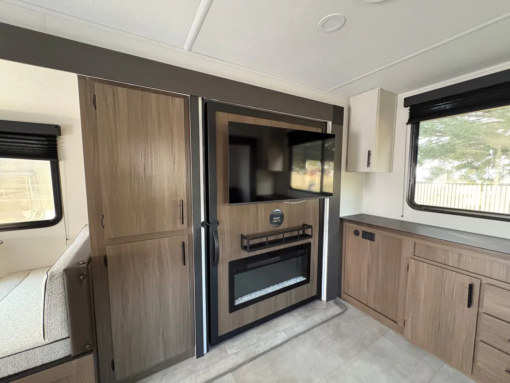 2027 Forest River Tracer 286RL, Photos photo 29