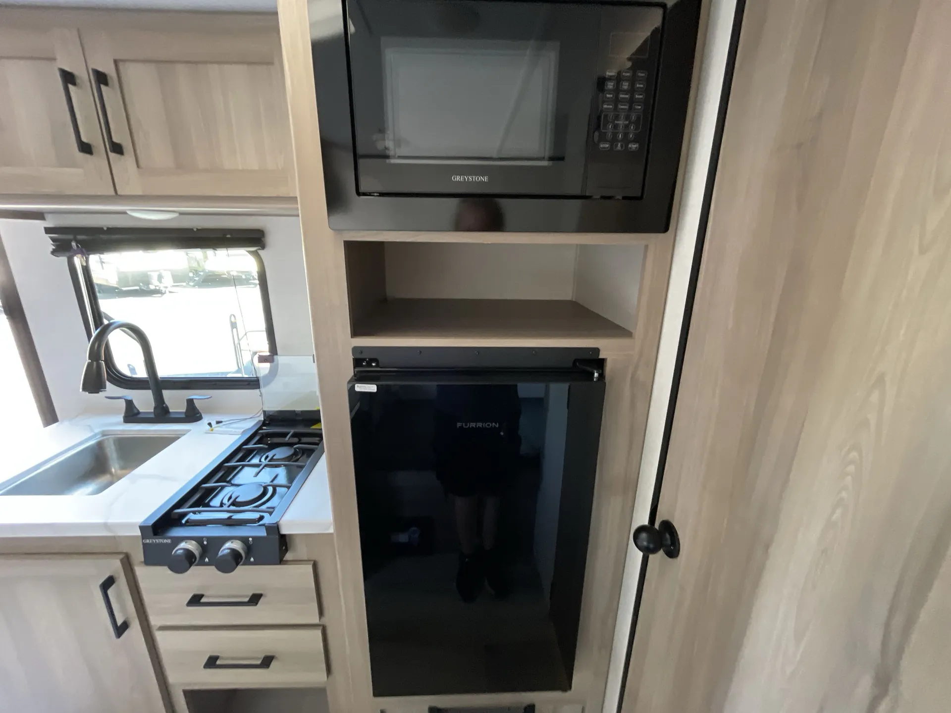 2025 Keystone Coleman Light 17BX — living area main