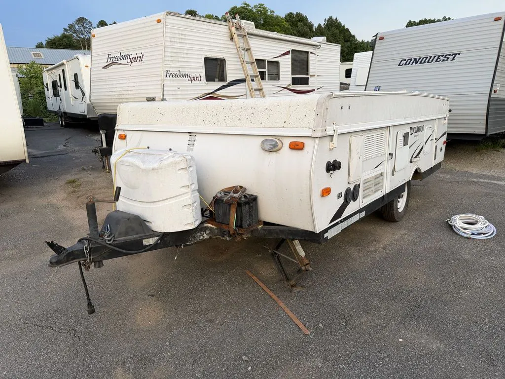 2012 Forest River Rockwood Freedom 2318G - Photo 4