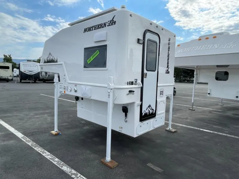 2025 Northern Lite 610 New    Std Model - Photo 3