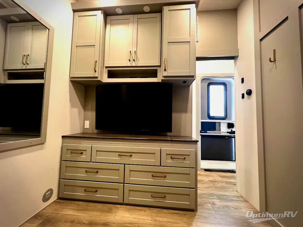 2025 Brinkley Model Z 3610, Photos photo 15